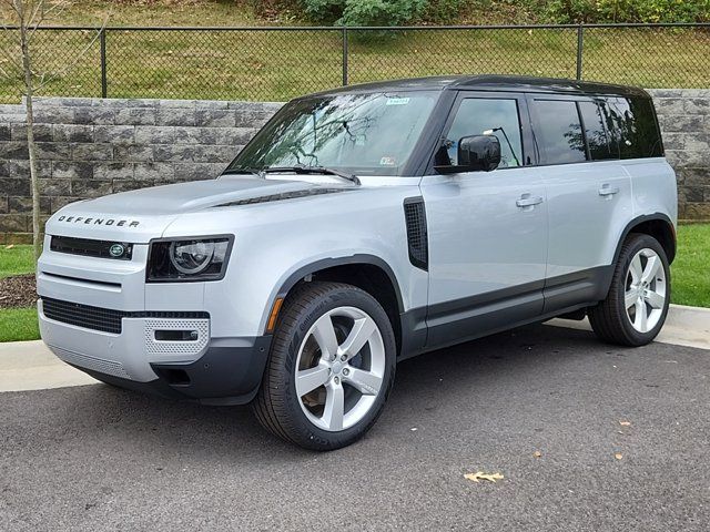 2024 Land Rover Defender SE