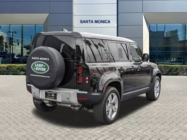 2024 Land Rover Defender SE