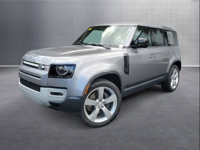 2024 Land Rover Defender SE