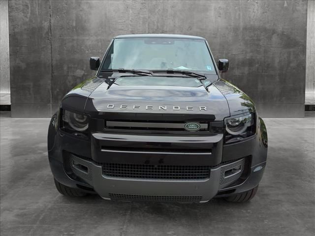 2024 Land Rover Defender V8