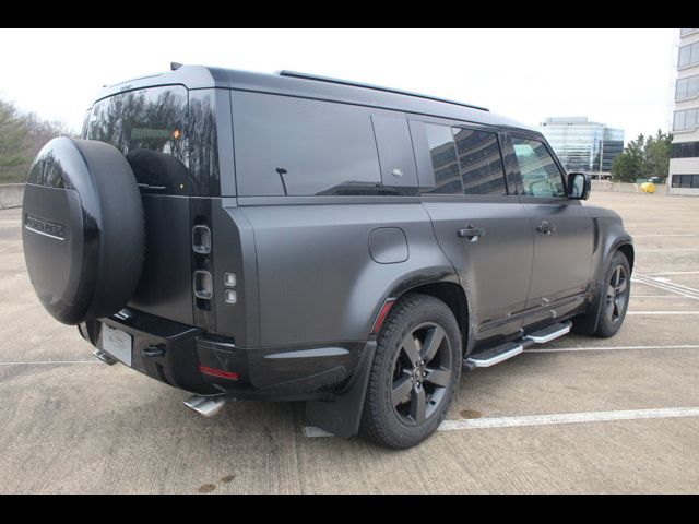 2024 Land Rover Defender V8