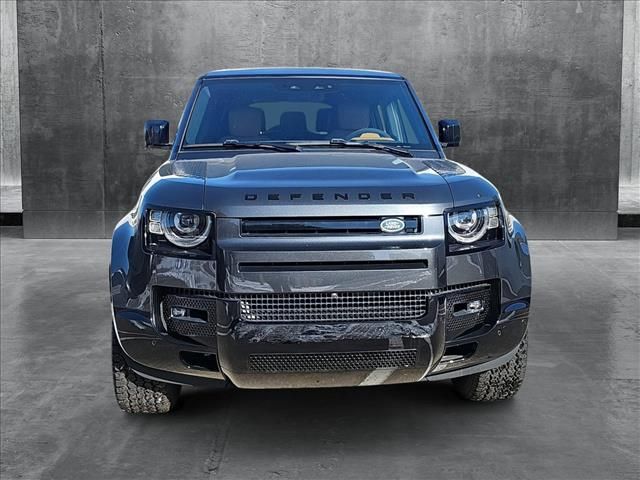 2024 Land Rover Defender V8