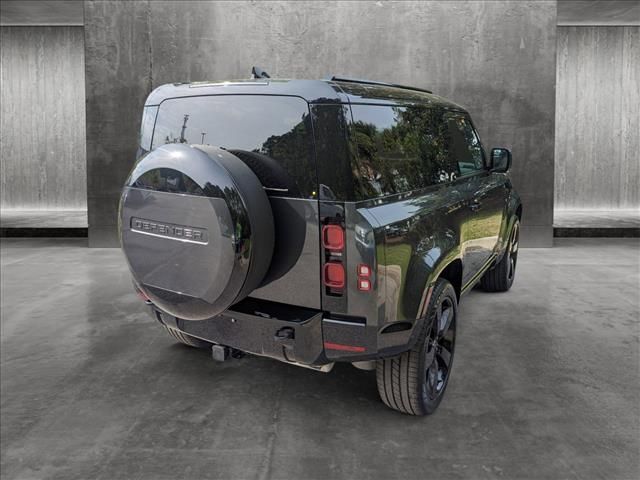 2024 Land Rover Defender X-Dynamic SE