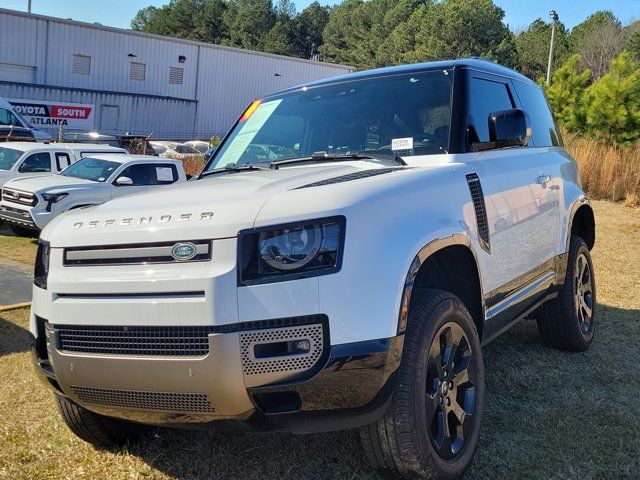 2024 Land Rover Defender X-Dynamic SE