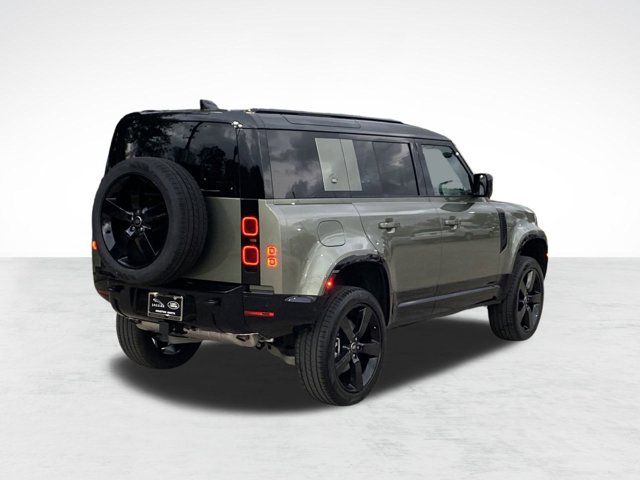 2024 Land Rover Defender X-Dynamic SE