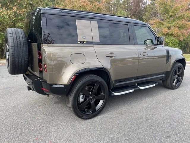 2024 Land Rover Defender X-Dynamic SE