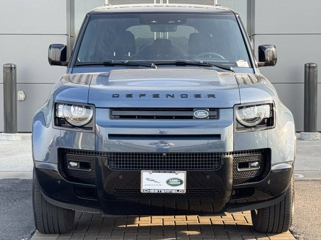 2024 Land Rover Defender X-Dynamic SE