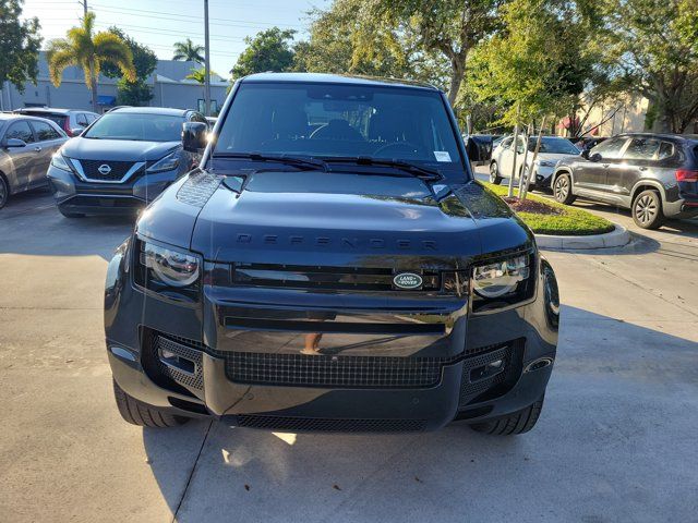 2024 Land Rover Defender X-Dynamic SE