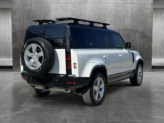 2024 Land Rover Defender X-Dynamic SE