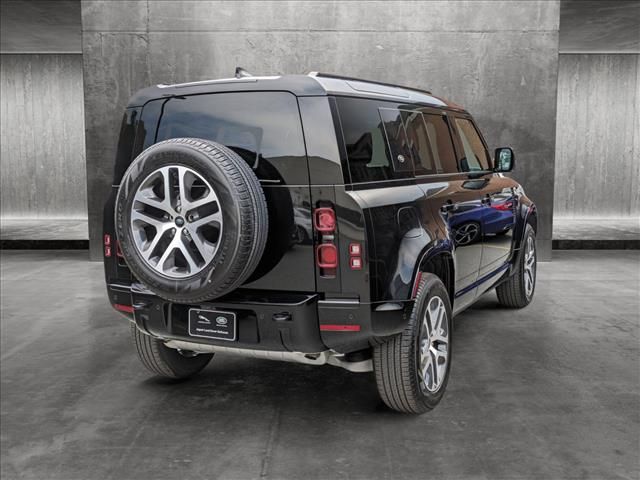 2024 Land Rover Defender X-Dynamic SE