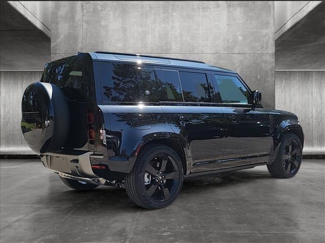 2024 Land Rover Defender X-Dynamic SE