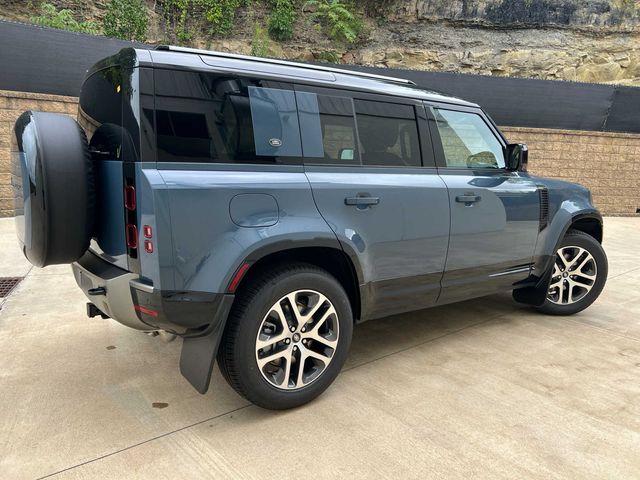 2024 Land Rover Defender X-Dynamic SE