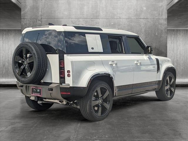 2024 Land Rover Defender X-Dynamic SE