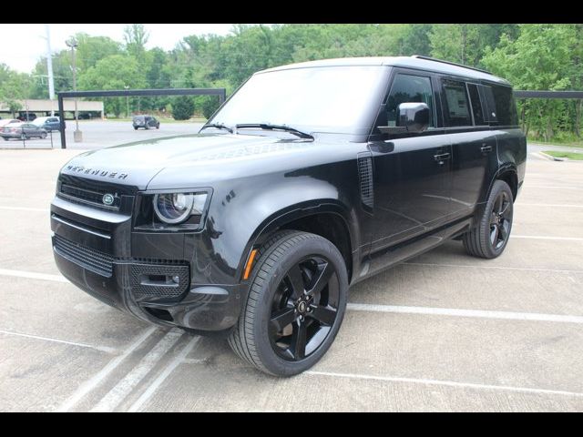 2024 Land Rover Defender X-Dynamic SE