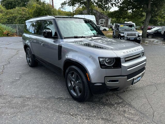 2024 Land Rover Defender X-Dynamic SE