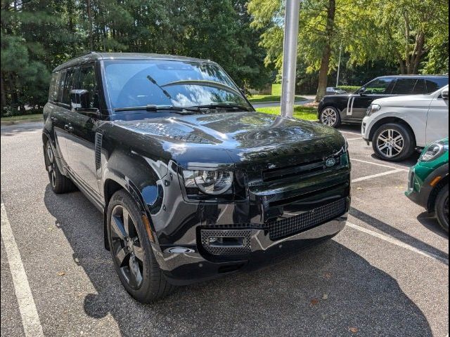 2024 Land Rover Defender X-Dynamic SE