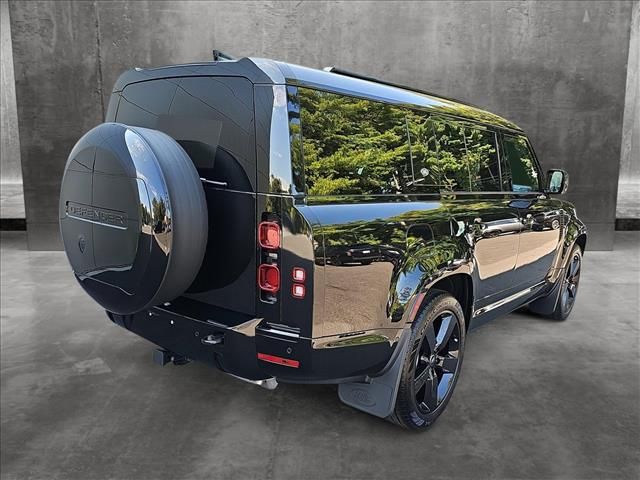 2024 Land Rover Defender X-Dynamic SE