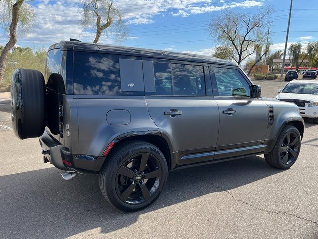 2024 Land Rover Defender Carpathian Edition