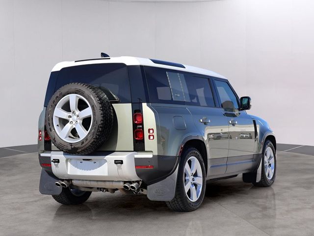 2024 Land Rover Defender SE