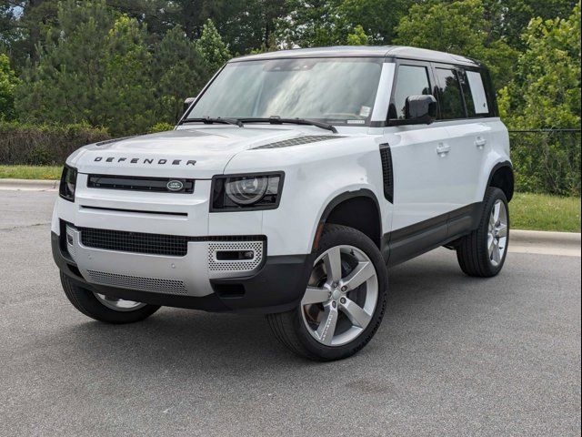 2024 Land Rover Defender SE