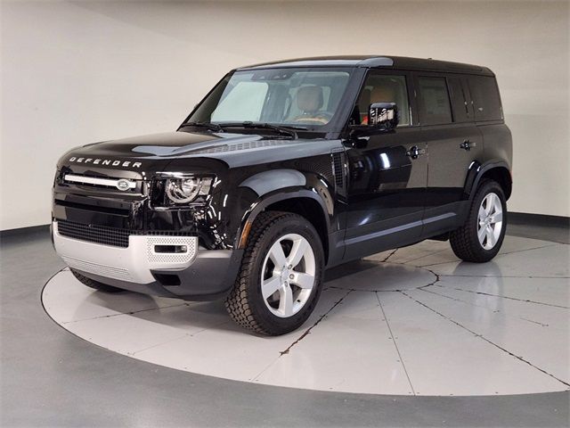 2024 Land Rover Defender SE