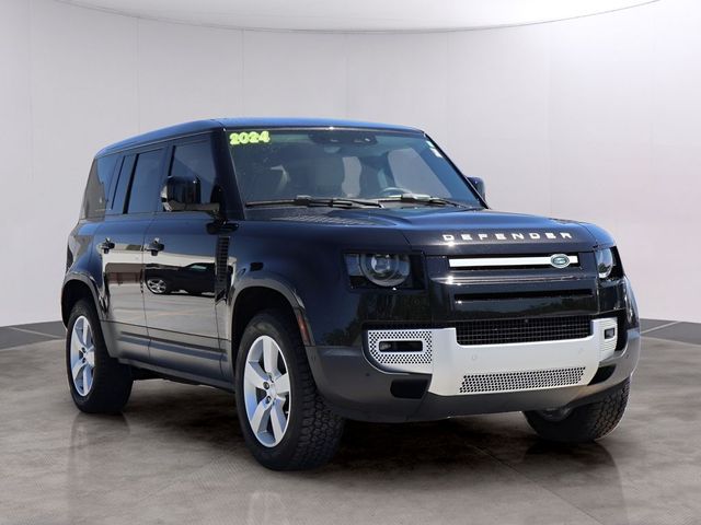 2024 Land Rover Defender SE
