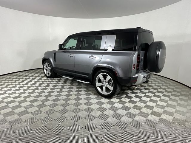 2024 Land Rover Defender SE