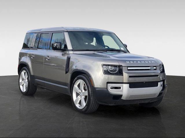 2024 Land Rover Defender SE