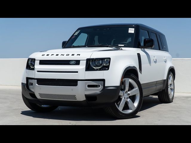 2024 Land Rover Defender SE