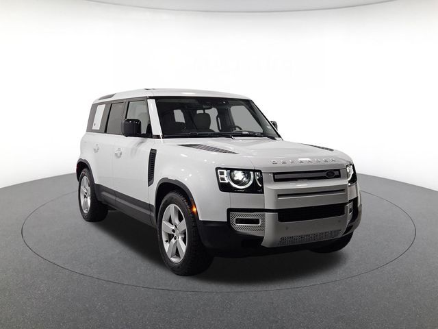 2024 Land Rover Defender SE