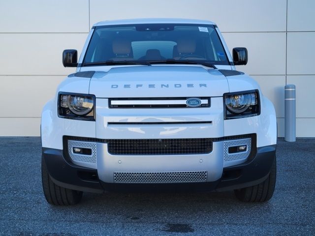 2024 Land Rover Defender SE