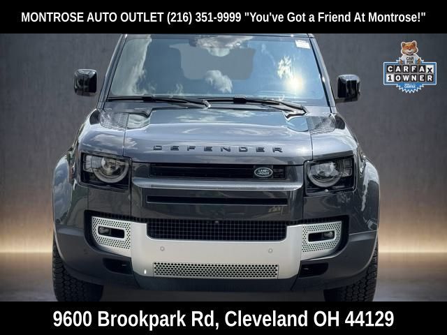 2024 Land Rover Defender SE
