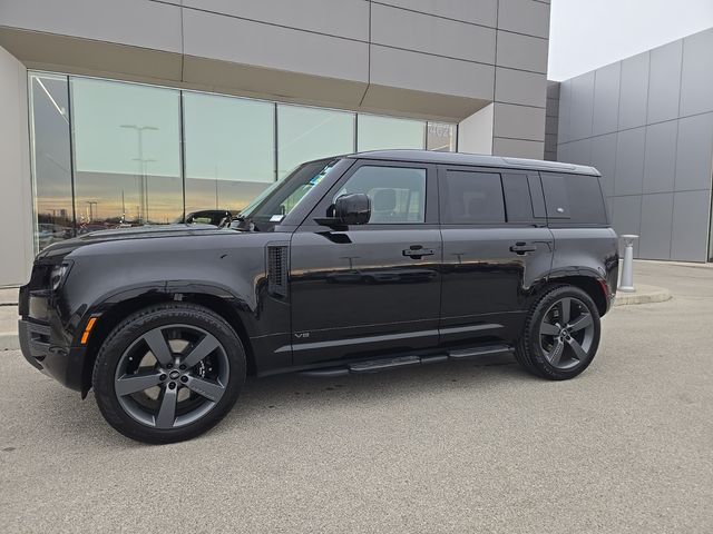 2024 Land Rover Defender V8