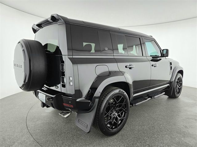 2024 Land Rover Defender V8