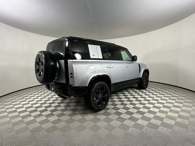 2024 Land Rover Defender X-Dynamic SE