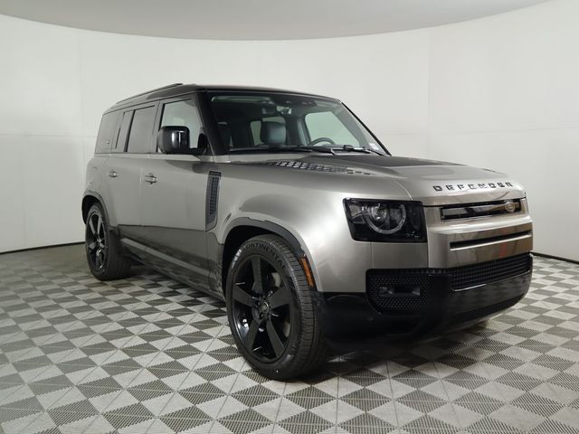 2024 Land Rover Defender X-Dynamic SE