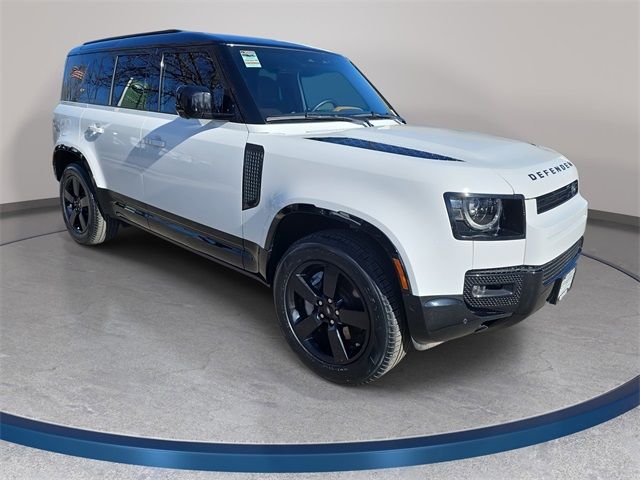 2024 Land Rover Defender X-Dynamic SE