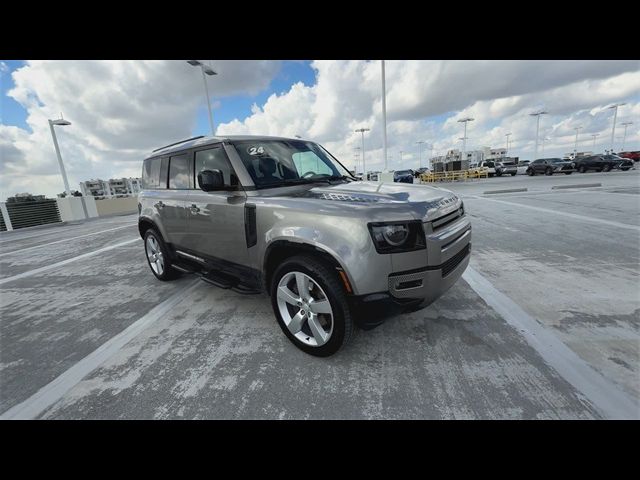 2024 Land Rover Defender X-Dynamic SE