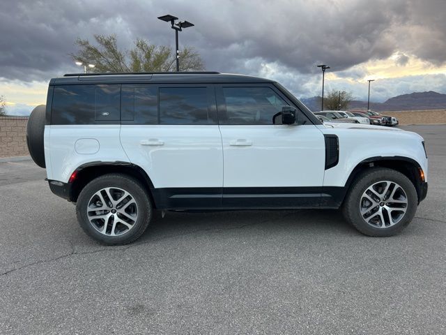 2024 Land Rover Defender X-Dynamic SE