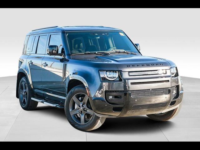 2024 Land Rover Defender X-Dynamic SE
