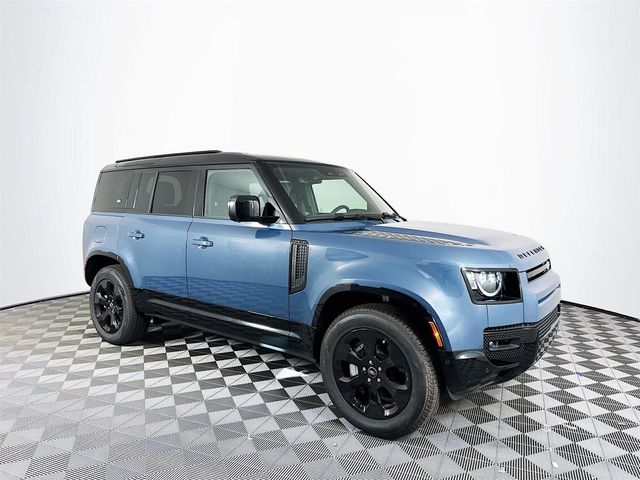 2024 Land Rover Defender X-Dynamic SE