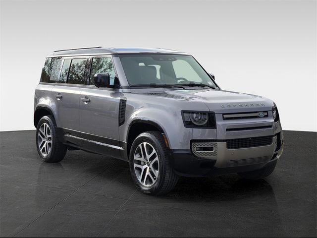 2024 Land Rover Defender X-Dynamic SE