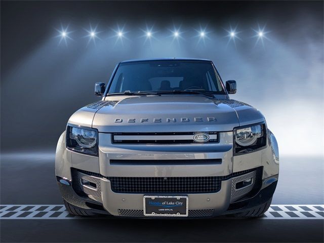 2024 Land Rover Defender X-Dynamic SE