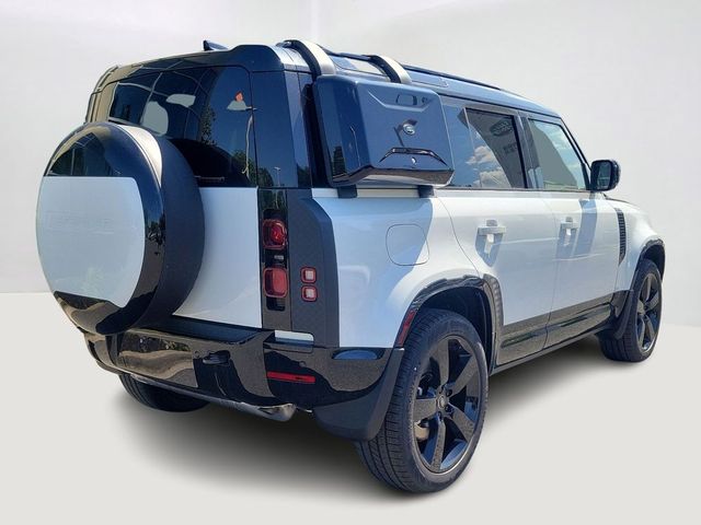 2024 Land Rover Defender X-Dynamic SE