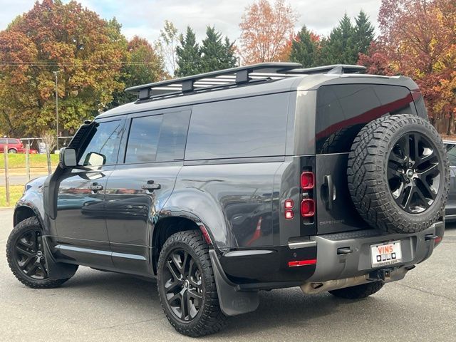 2024 Land Rover Defender Outbound