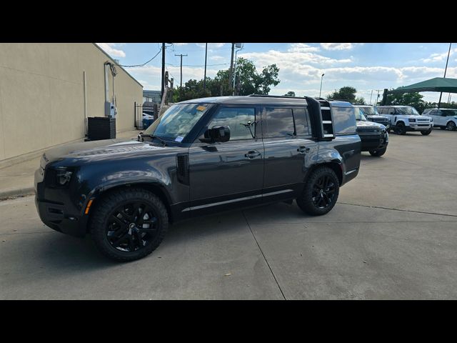 2024 Land Rover Defender Outbound