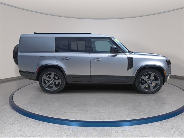 2024 Land Rover Defender Outbound