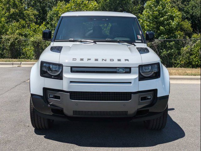 2024 Land Rover Defender Outbound