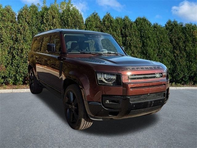 2024 Land Rover Defender X-Dynamic SE