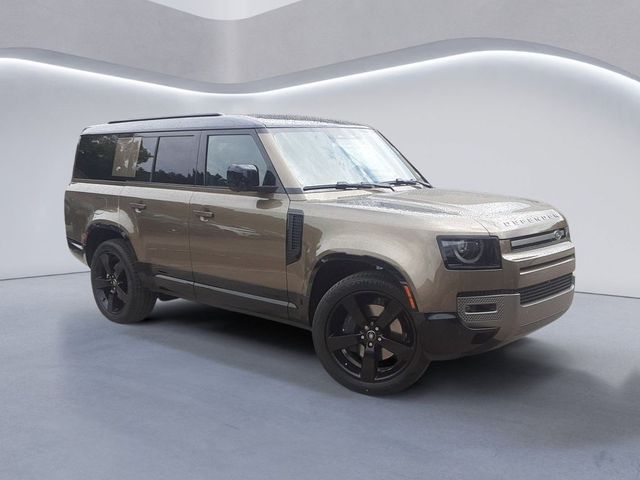 2024 Land Rover Defender X-Dynamic SE